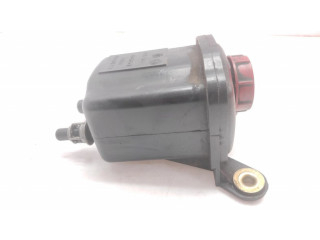 Бачек жидкости усилителя руля