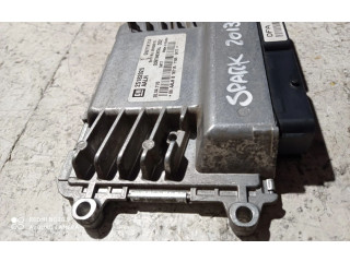 Блок управления двигателя 25182025, 25182025   Chevrolet Spark