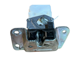 Zámek zadních dveří Citroen C-Crosser 2007