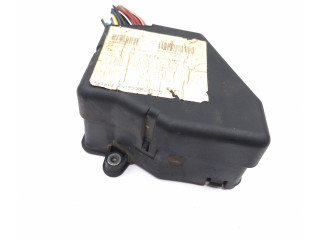   Pojistková skříňka 8D1941824   Audi A4 S4 B5 8D 1994