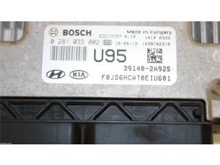 Блок управления впрыском 391402A925, 0281033002   KIA Ceed