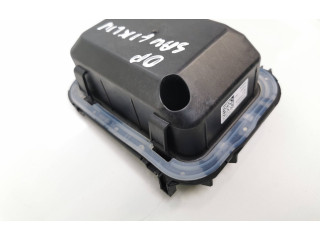 Блок предохранителей  A2135403038, 2043050017   Mercedes-Benz EQC    