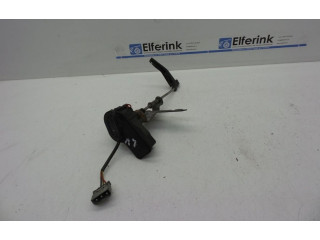 Моторчик стеклоочистителя 0390206949    Saab 9-5