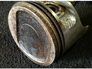  Поршень с шатуном    Jeep Grand Cherokee (WJ) для бензинового двигателя 4.0