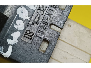 Переключатель дворников Daihatsu YRV