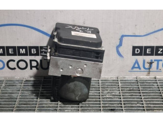 Блок АБС 0265950318, 68616J0077 BMW X3 E83 2003 - 2010 года