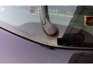 Моторчик заднего дворника     Renault Clio III