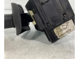 Ручка стеклоочистителей    Dacia Logan I