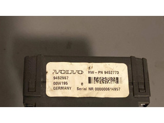 Блок предохранителей 9452557, 00W195   Volvo S40, V40    