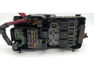 Блок предохранителей 8690698   Volvo XC90    