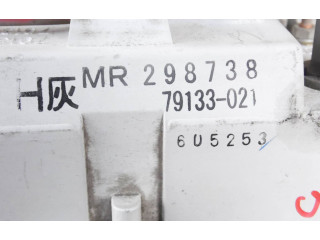Панель приборов MR240246, M240252 Mitsubishi Pajero Sport I
