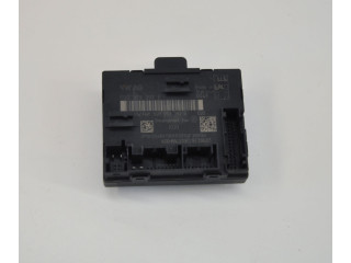 Поршень Блок управления дверью DDY 5Q0959393B Audi Q2 -