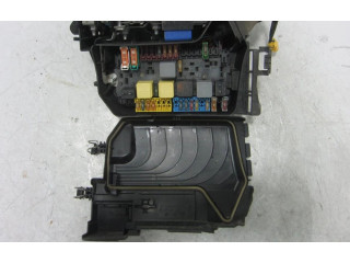 Pojistková skříňka A2465400182 Mercedes-Benz GLA W156 2014