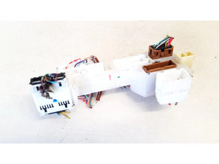 Блок предохранителей Mitsubishi Outlander