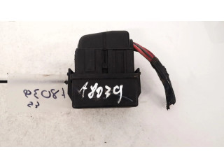 Pojistková skříňka Dodge Caliber 2008