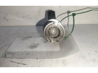 Vstřikovač 9813930180 Citroen C4 SpaceTourer YHZ