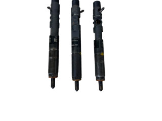 Комплект форсунок 8200815416, 8200815416    Dacia Sandero   