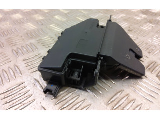 Замок багажника BMW 1 E82 E88 2007 - 2014 года