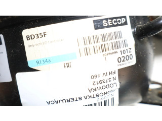 Блок управления двигателем ECU Volvo S60