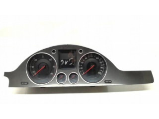 Přístrojová deska Volkswagen PASSAT B5.5 2005 A2C53106067