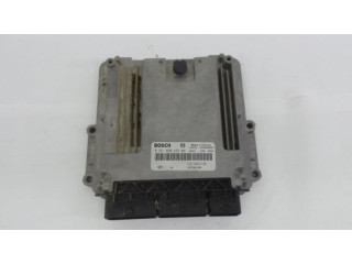 Блок управления двигателя 0281030439   Dacia Lodgy