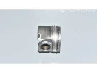 Píst 7805331, 11257805331 BMW 7 F01 F02 F03 F04 pro naftový motor 2.0