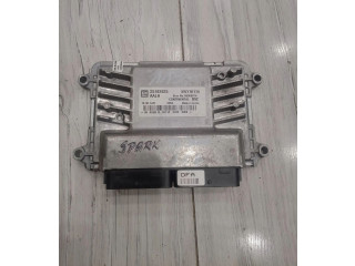 Блок управления двигателем Блок управления 25182025   Chevrolet Spark