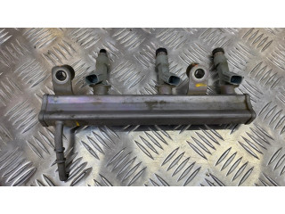 Форсунка 2325000030    Toyota Aygo AB40 для бензинового двигателя  1