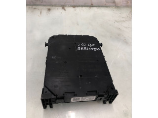   Pojistková skříňka 9832880280   Citroen Berlingo 2021