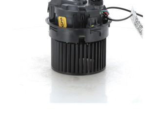 Вентилятор печки    272104185R   Dacia Duster II