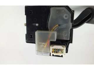 Ручка стеклоочистителей 17D682 Mazda 3 I