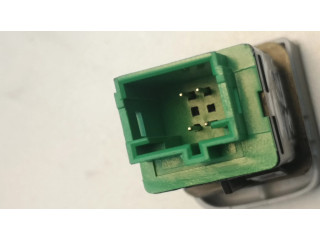 Включатель центрального замка