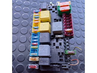   Pojistková skříňka A2469067100, 33271312   Mercedes-Benz CLA C117 X117 W117 2017