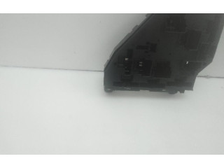 Pojistková skříňka 926492402 BMW 5 GT F07 2010