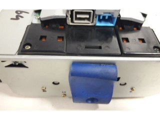 Дисплей       Volvo V70