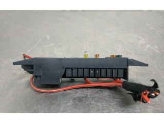   Pojistková skříňka 4E0941824   Audi A8 S8 D3 4E 2003