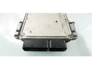 Блок управления двигателя 0281017827   Fiat 500L