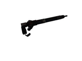 Vstřikovač 236700R100 Toyota Avensis T270