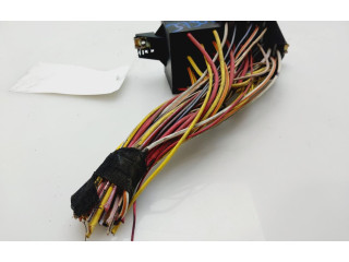 Блок предохранителей 7703297597   Renault Clio II    