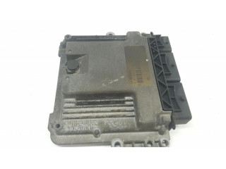 Блок управления двигателя 237106319R, 237107632R Dacia Dokker
