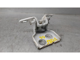 Петля (петли) задней крышки