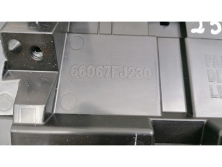 Отделочный щит панели (центральный)