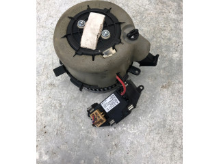 Вентилятор печки    8K0820521B   Audi Q5 SQ5