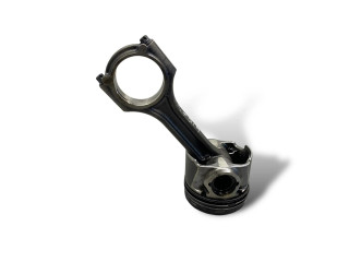 Píst D4FB Hyundai i30 pro naftový motor 1.6 D4FB CRDi