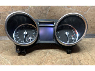 Панель приборов    Mercedes-Benz GL X166       