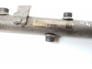 Топливная рампа A6420703095   Mercedes-Benz CLS C218 X218   для двигателя OM 642.853