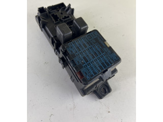   Pojistková skříňka MR142343   Mitsubishi Pajero 1997