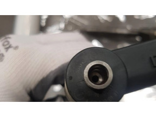 Форсунка 0445110025, A6110700989    Mercedes-Benz C W203 для дизельного двигателя  2.2