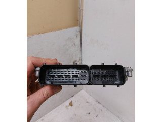 Блок управления двигателя 04L907445E, 04L906056RA Audi Q2 -