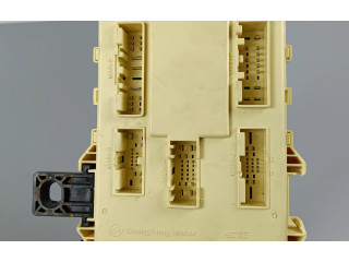 Блок предохранителей 8219036730 SsangYong Rexton